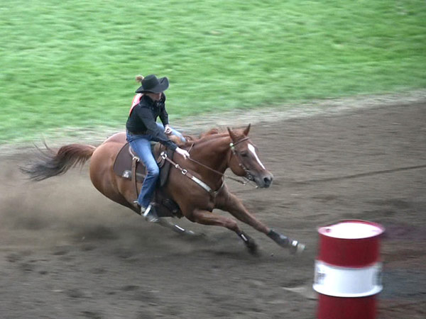 Tobi Richardson and SumbunnysPerky - Pendleton Roundup, 2015